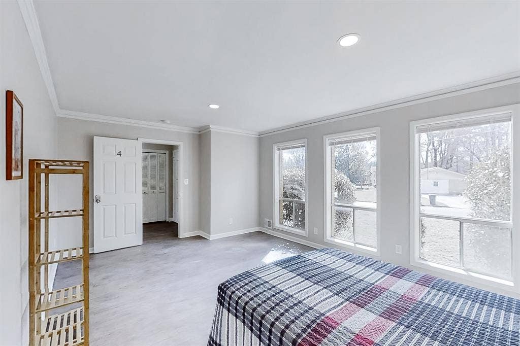 9 BR in College Park