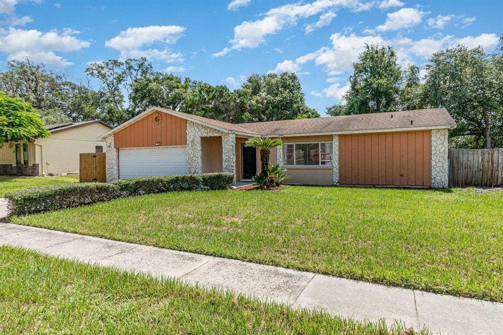 6 BR in Altamonte Springs