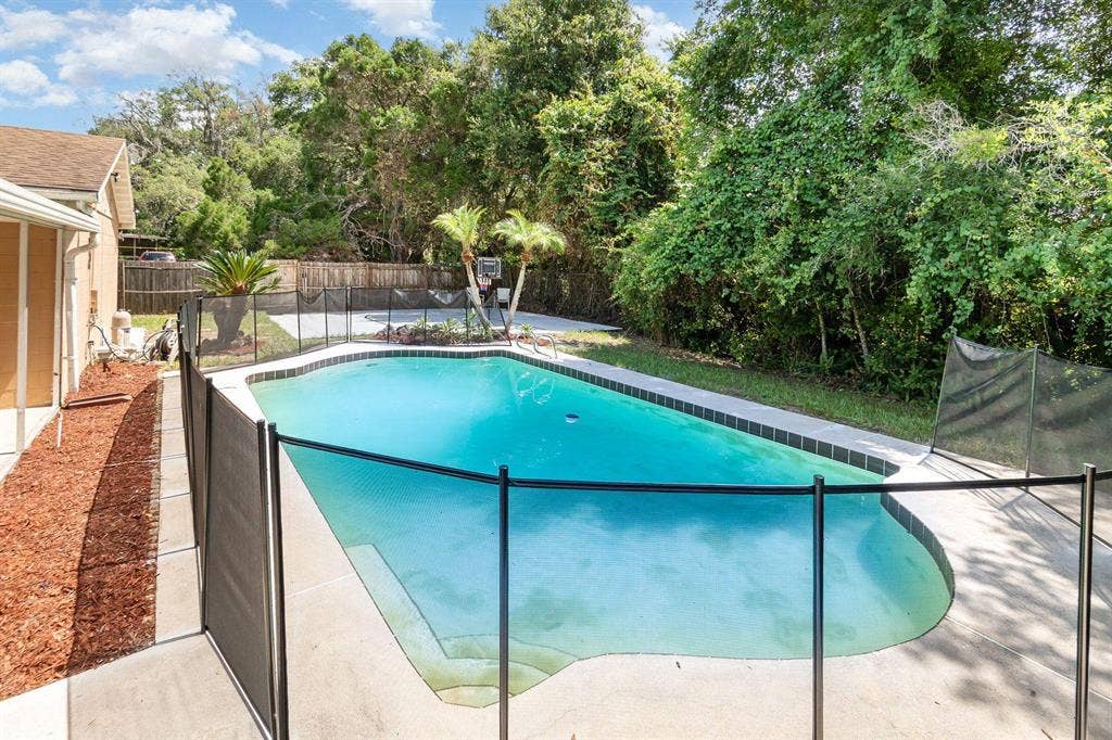 6 BR in Altamonte Springs