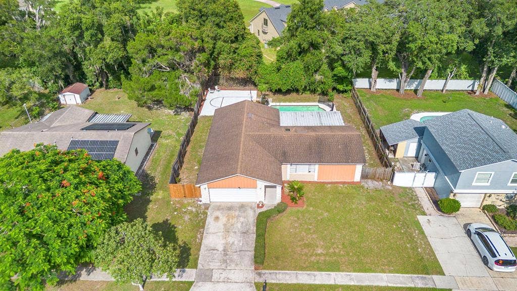 6 BR in Altamonte Springs