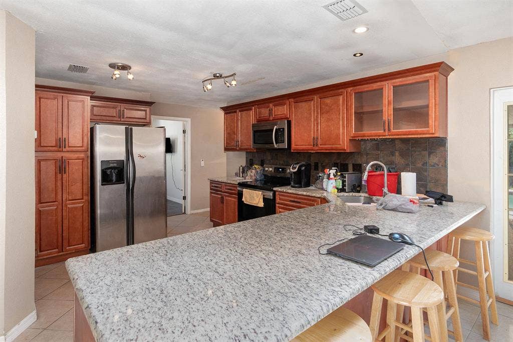 6 BR in Altamonte Springs