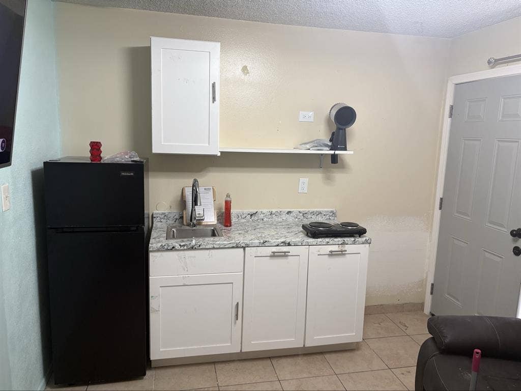 Studio Private Bathroom and Kitchen