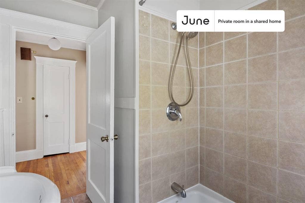 5 BR in Boston