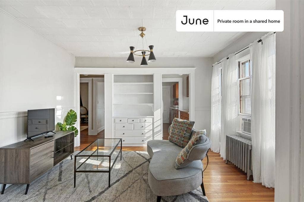 5 BR in Boston