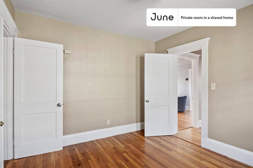 5 BR in Boston