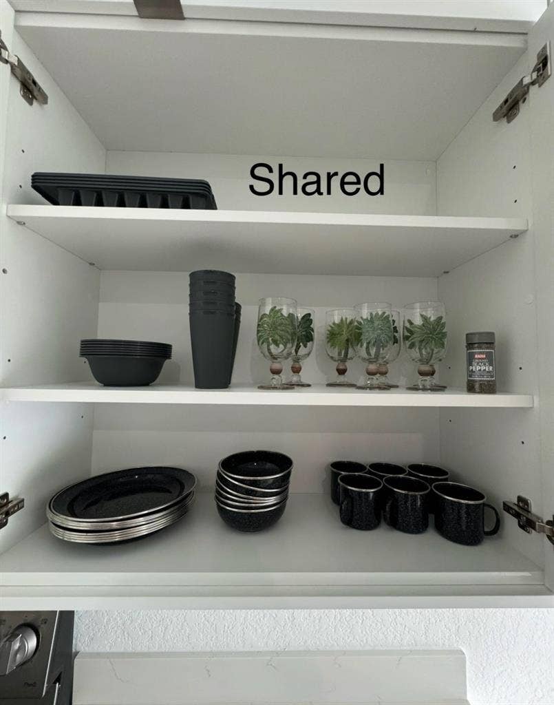 Very nice room in a new home