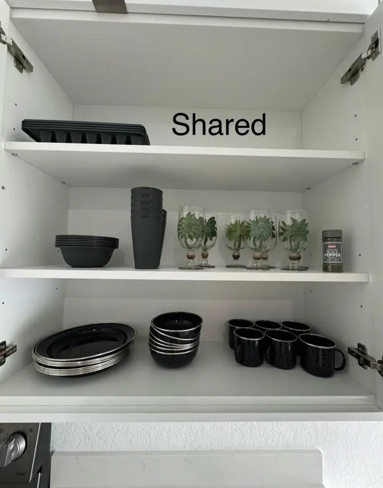 Very nice room in a new home