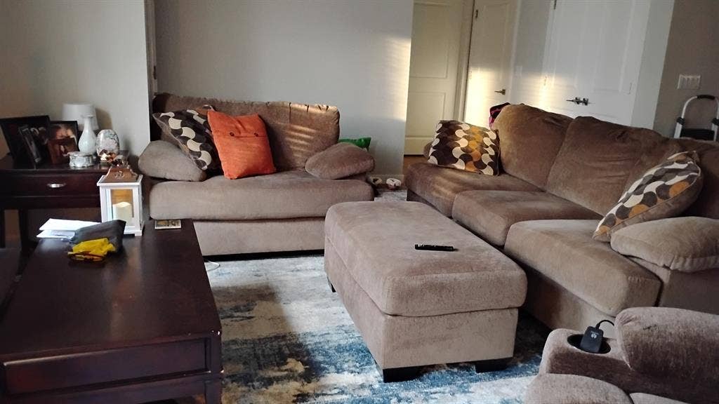 Female Roommate wanted