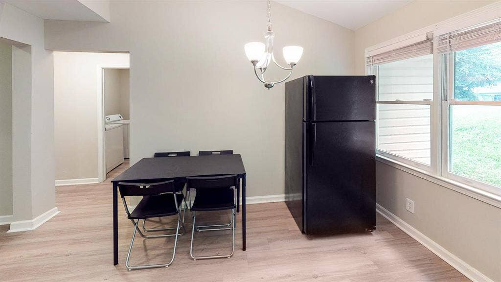 8 BR in Atlanta