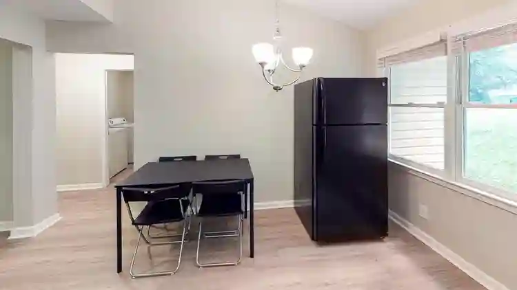8 BR in Atlanta