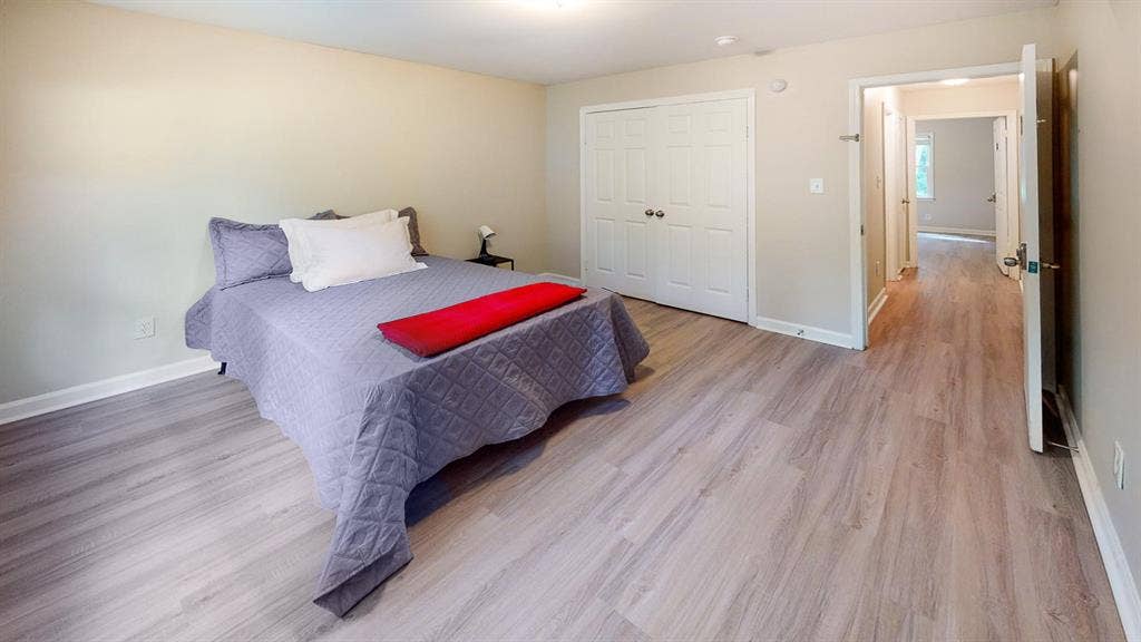 8 BR in Atlanta