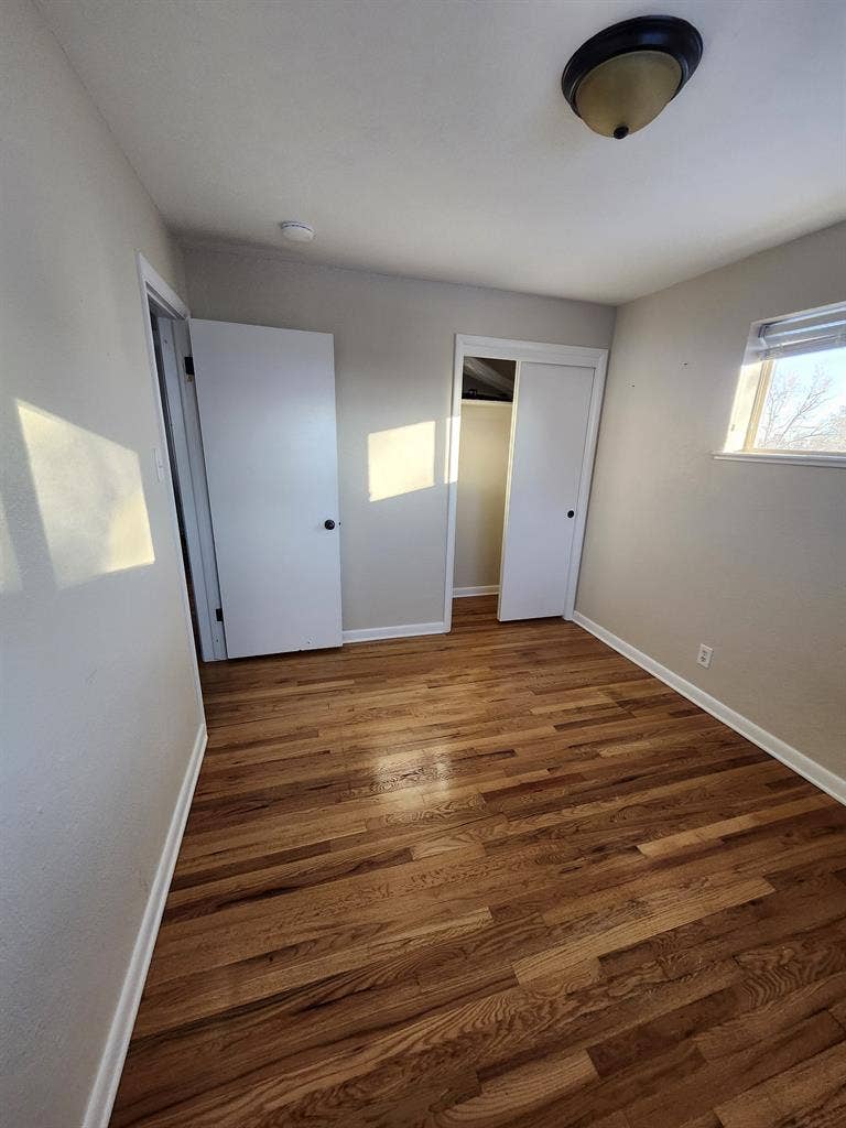 ✨️Roommate Needed✨️