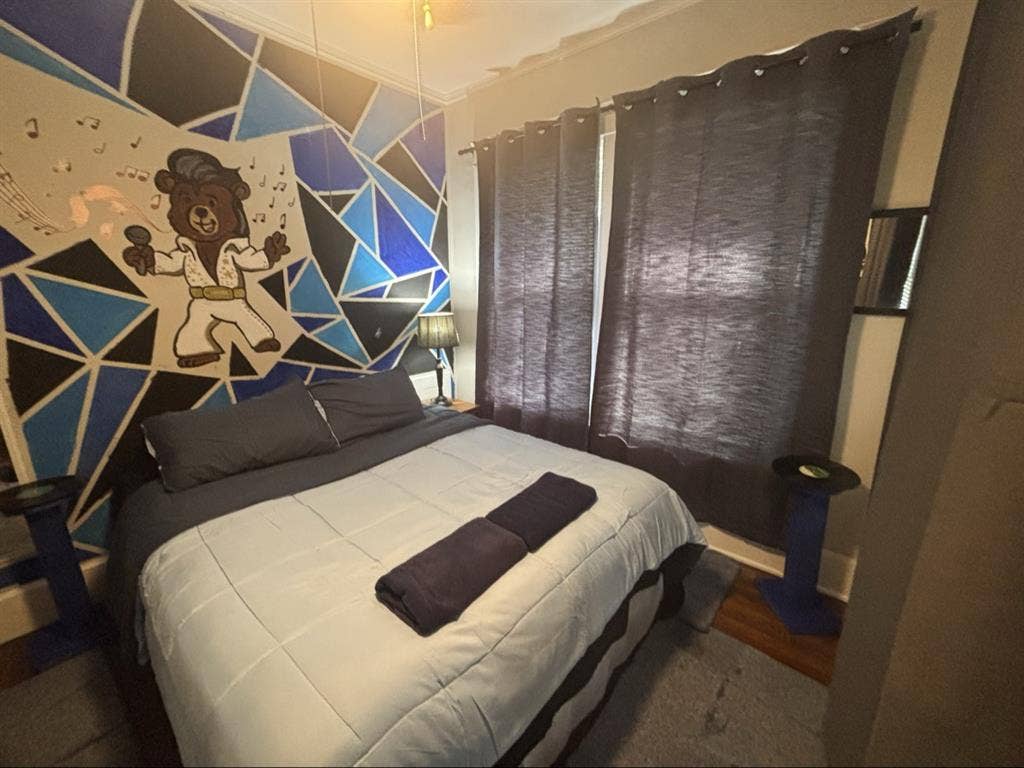 Master 2 rm suite private bath