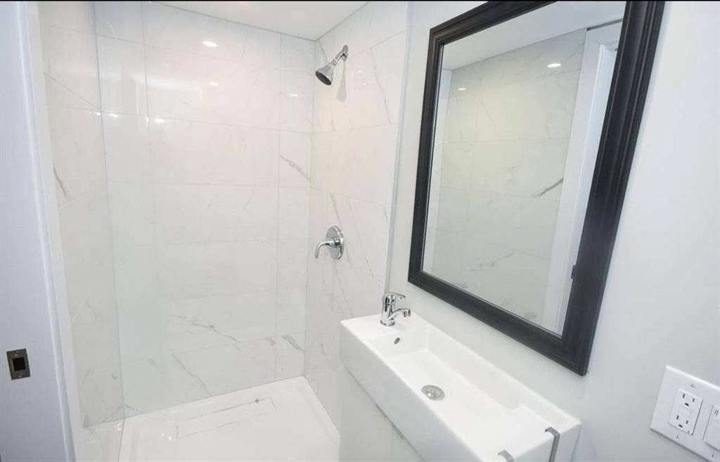 Private room with ensuite bathroom