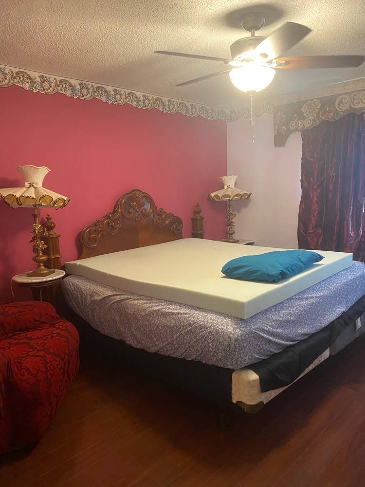 Looking for a roommate