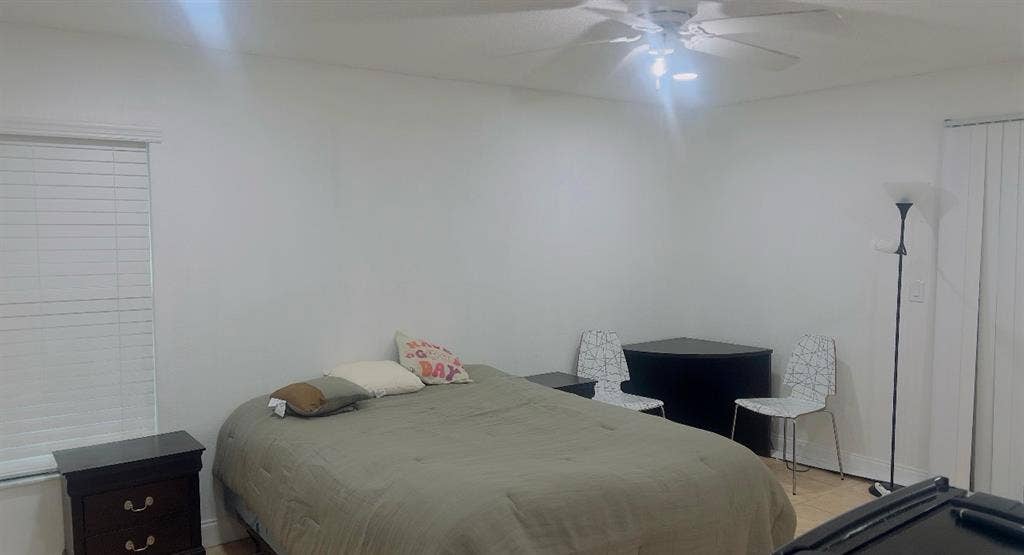 Private studio for rent $1200