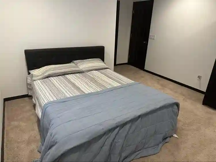 Single room for rent.