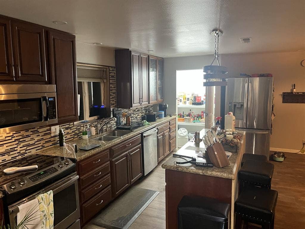 Room for rent in Rochester