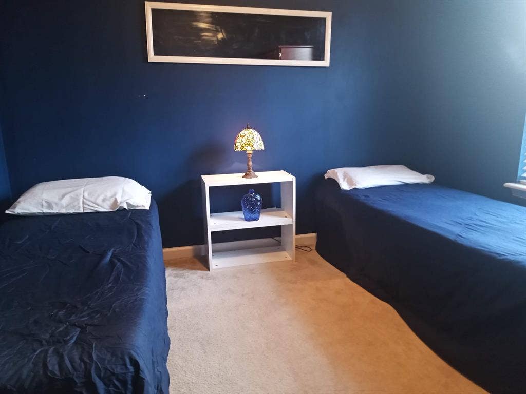 DORM STYLE SHARED ROOM FOR MALE