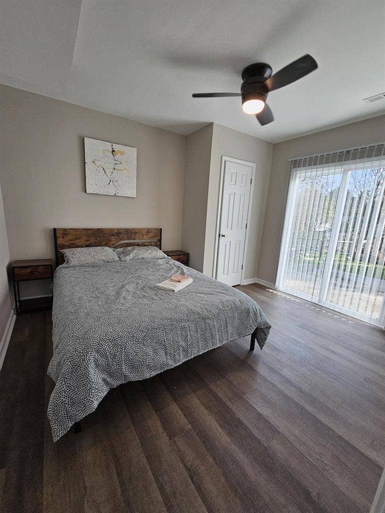 2 BR in Matthews