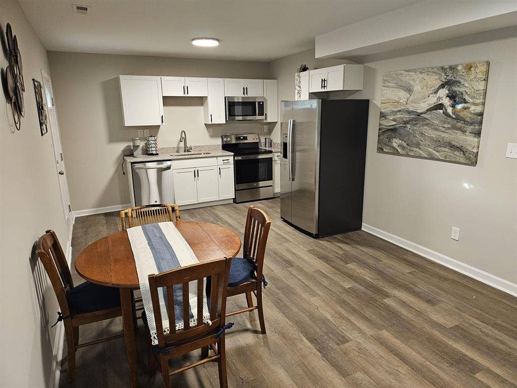 2 BR in Matthews