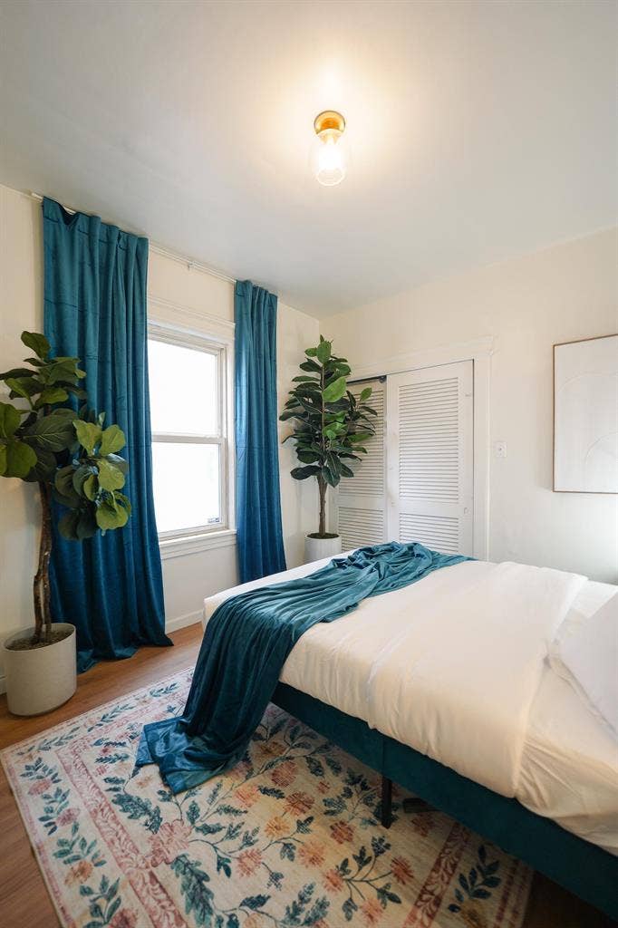 2 BR in Elizabeth
