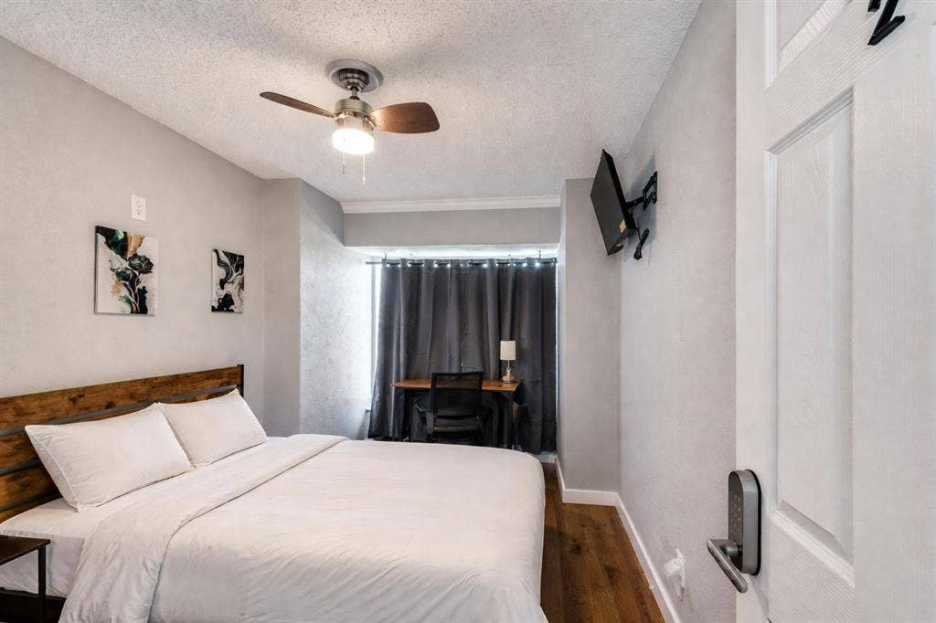 12 BR in Dallas