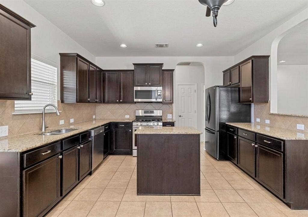 5 BR in San Antonio