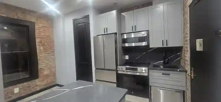 Harlem luxury 1 bed, Bricks