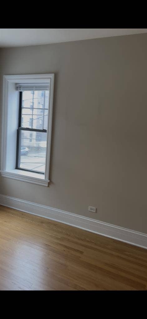 Evanston beautiful 2 bed/bath