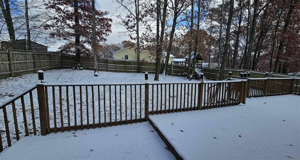 Looking for a female roommate