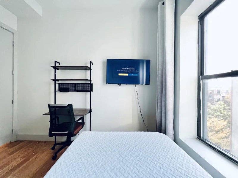 HDTV Room #