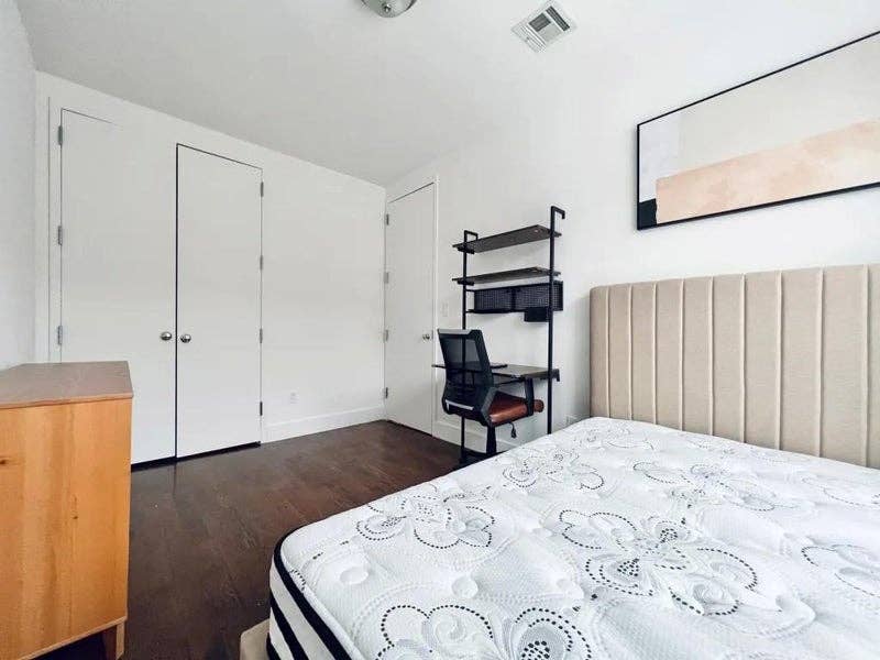 Prospect Park Large Room #