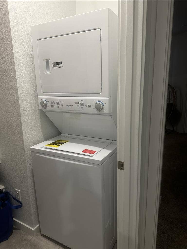 Roommate needed in a townhome