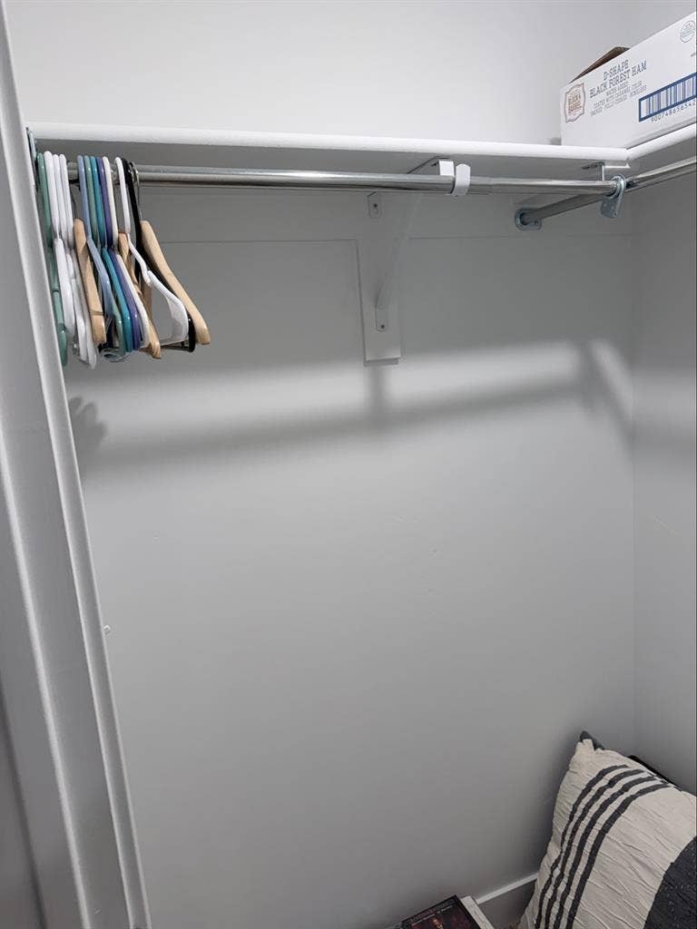 Room for rent -n
on traditional