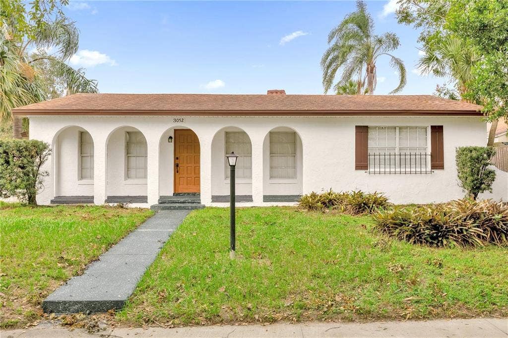 6 BR in Orlando