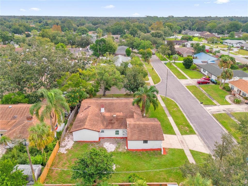 6 BR in Orlando