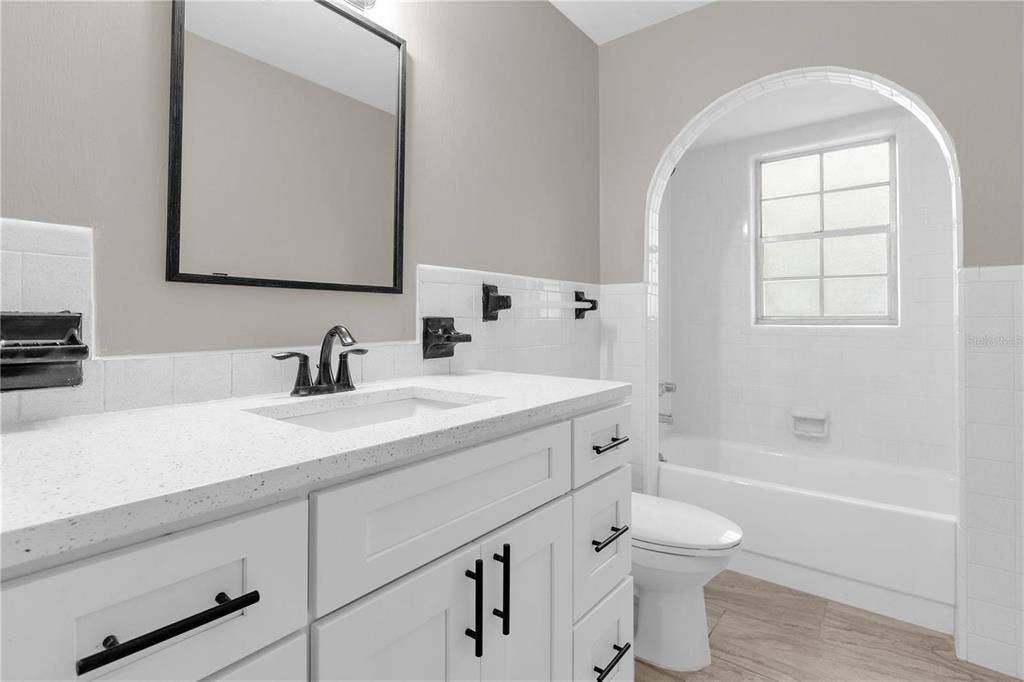 6 BR in Orlando