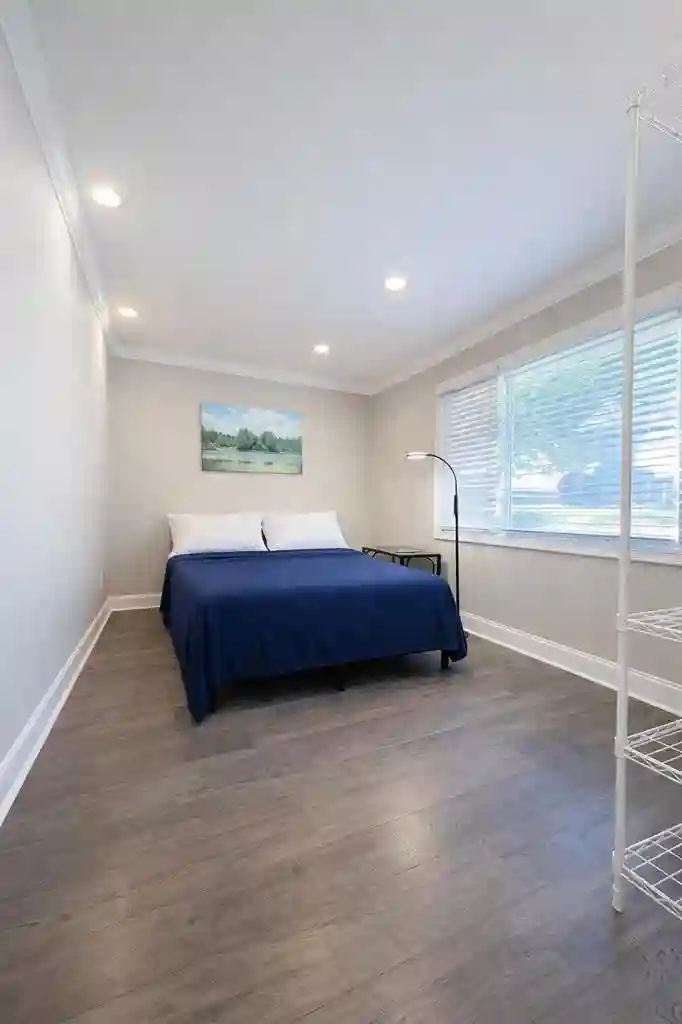 8 BR in Decatur