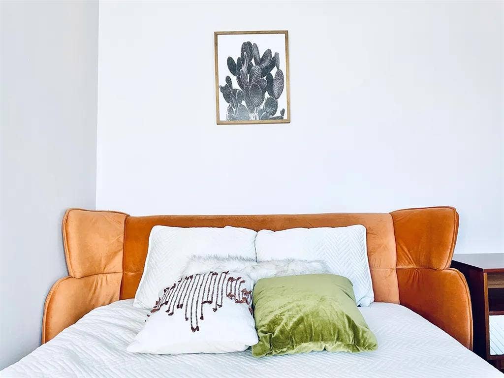 Rogers Avenue Room #