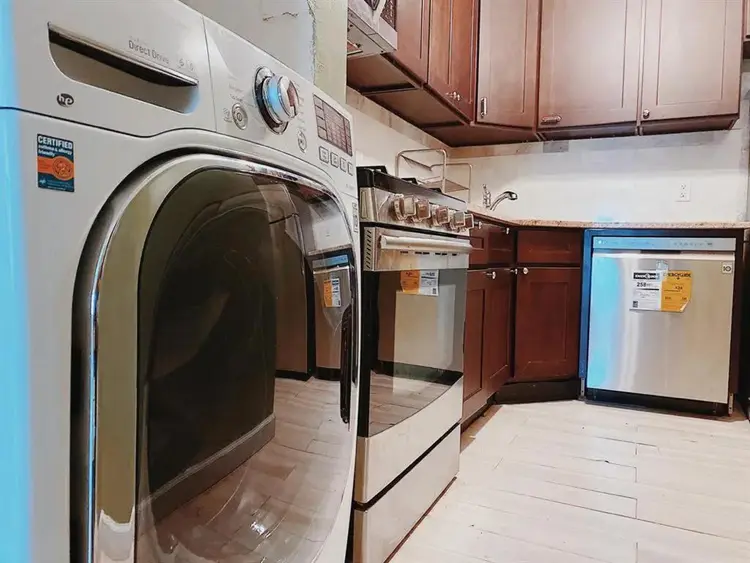 Nostrand Avenue Room #