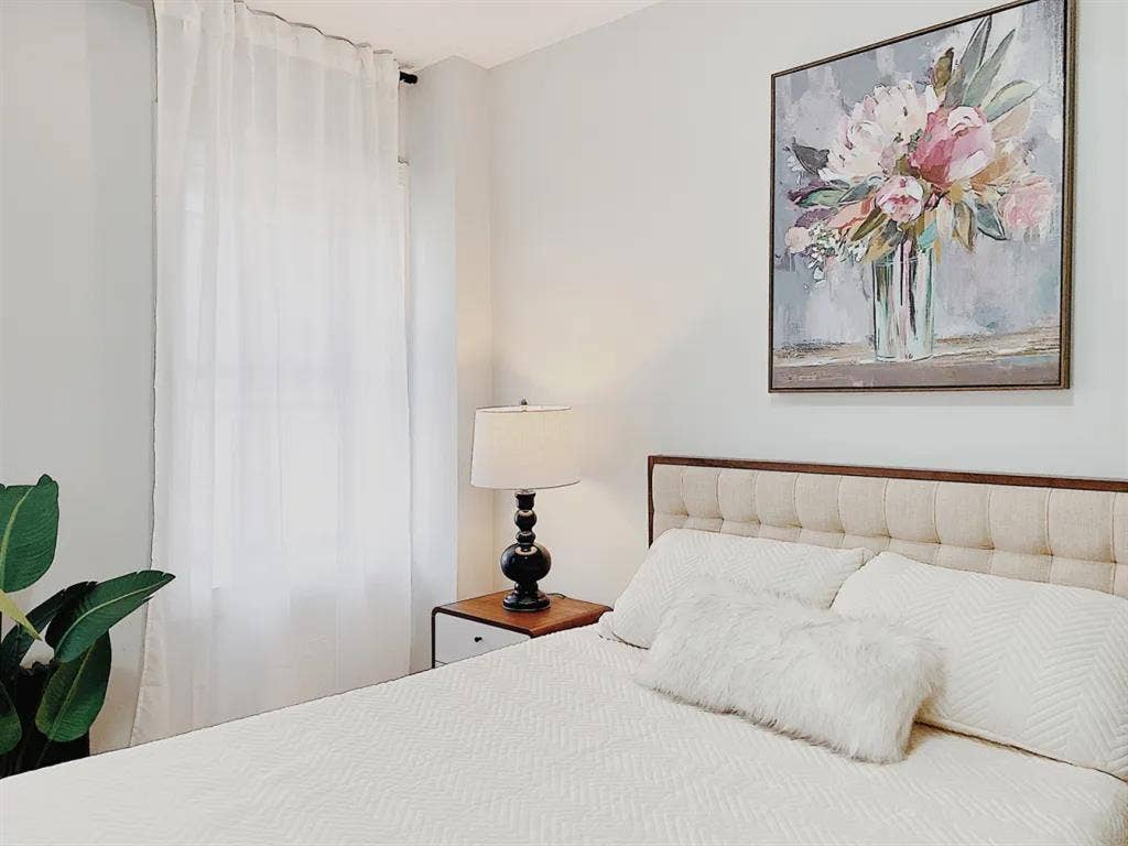 Nostrand Avenue Room #