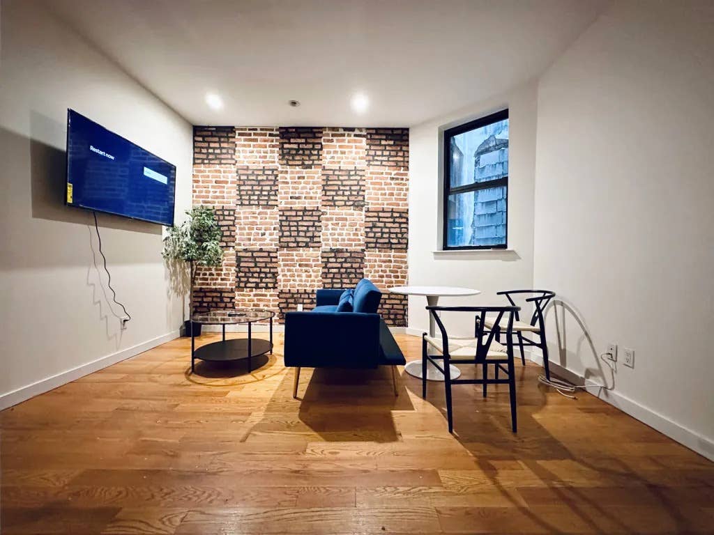 Nostrand Avenue Room #