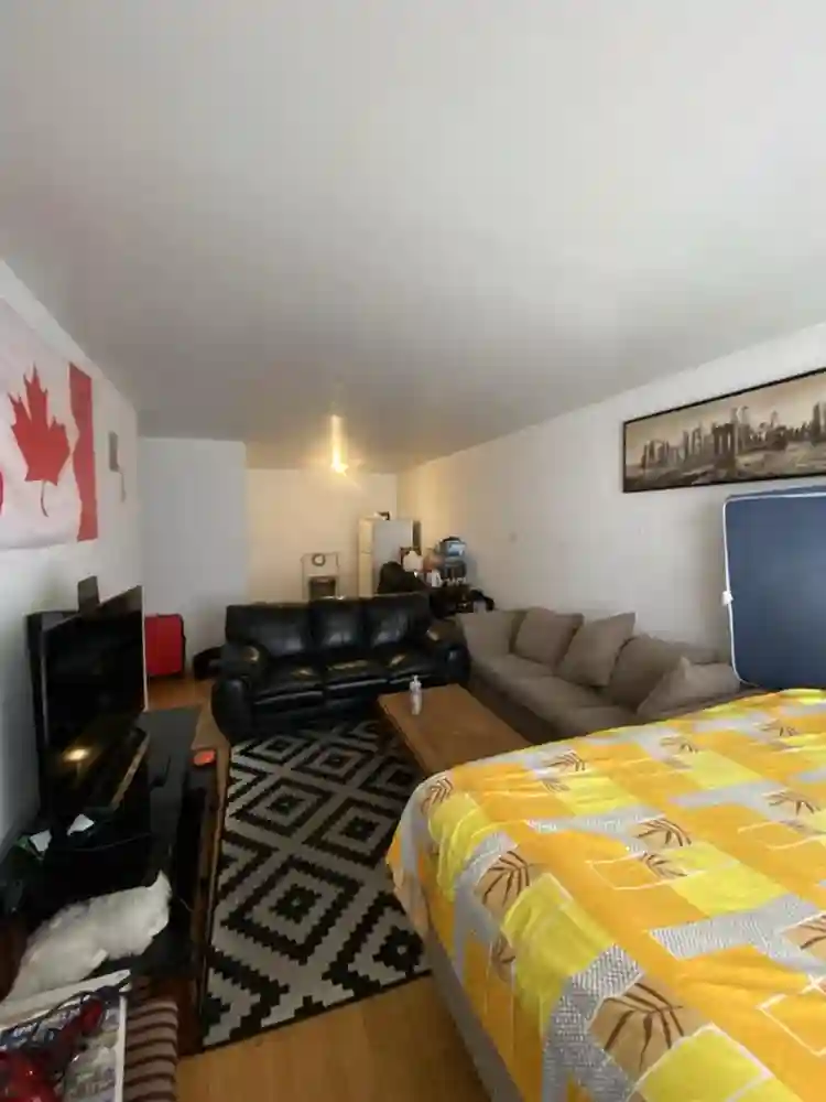 Private room for 2 months rental