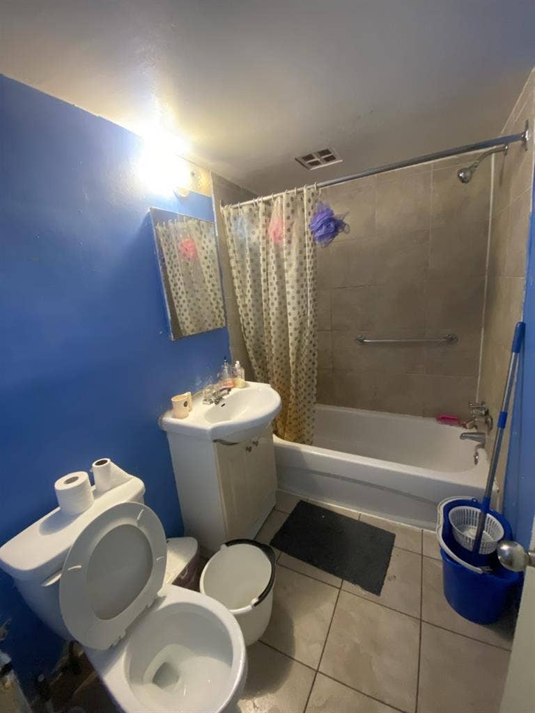 Private room for 2 months rental