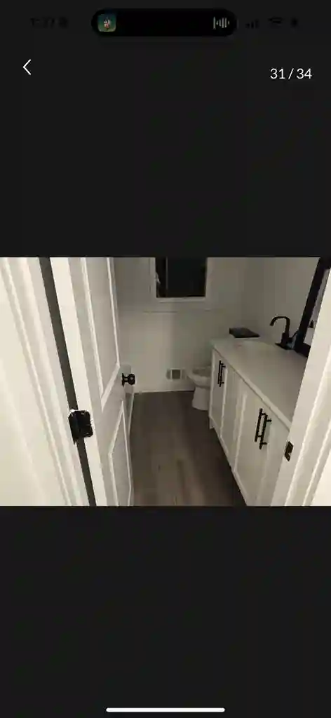 Private Bedroom in Nice Home.