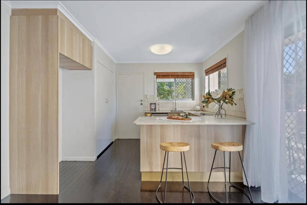 Bedroom in apartment with courtyard