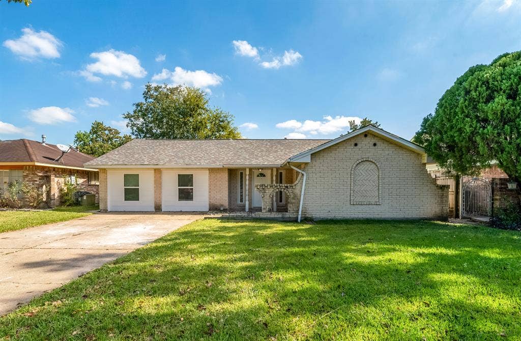 7 BR in Houston