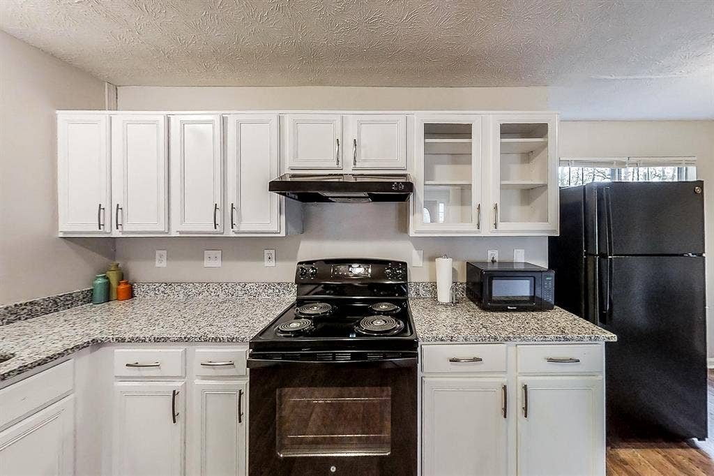 9 BR in Conley