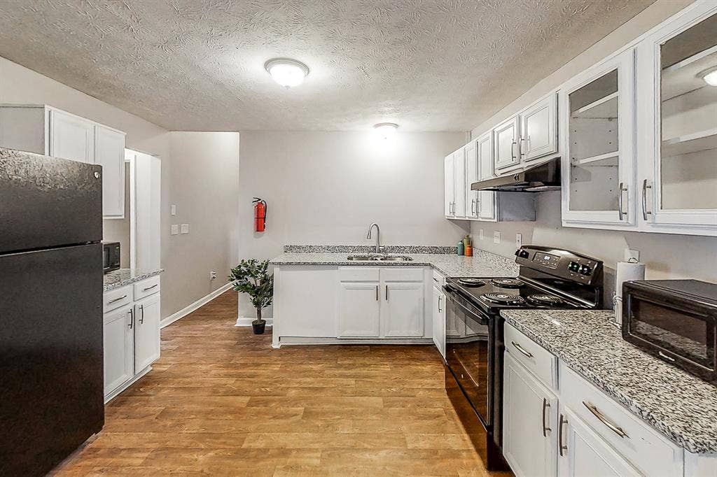 9 BR in Conley